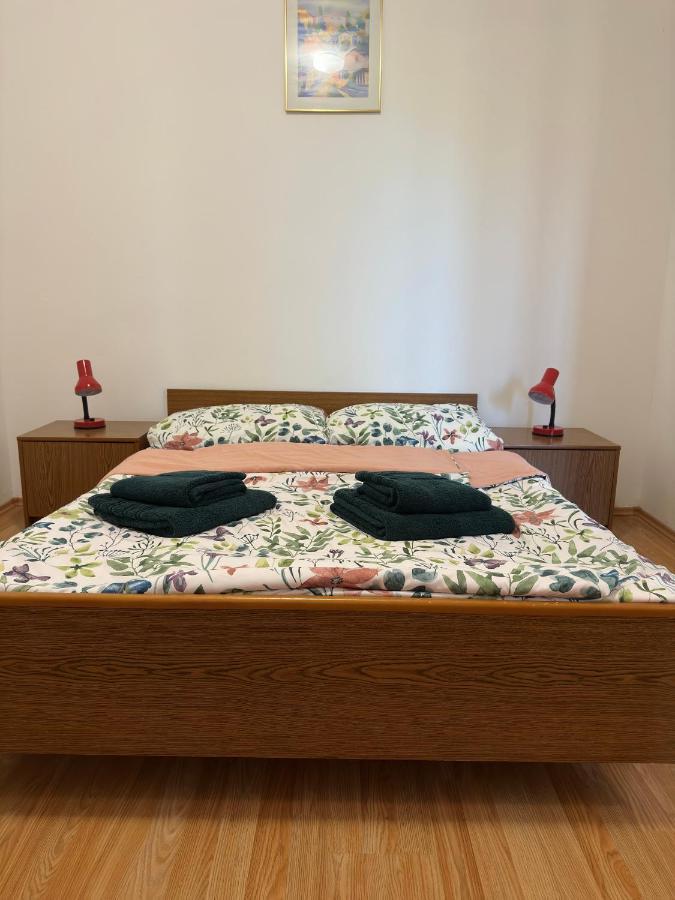 Apartmani Marko Novalja Buitenkant foto