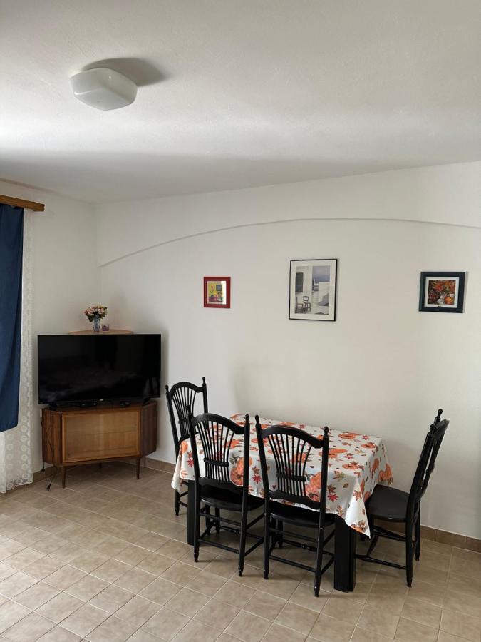 Apartmani Marko Novalja Buitenkant foto