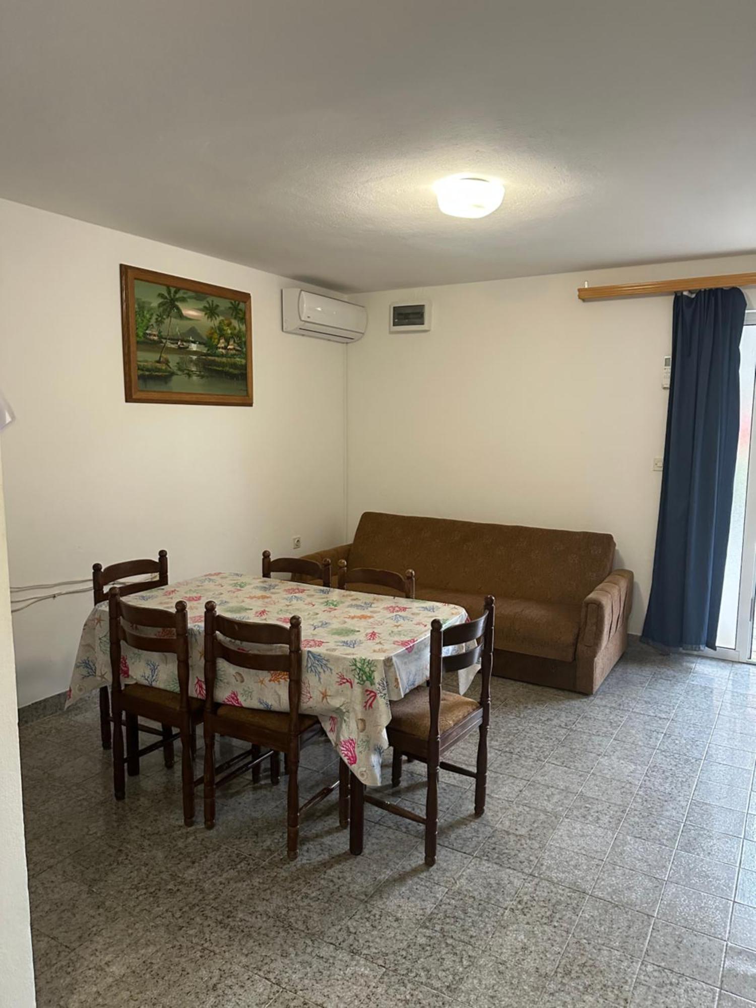 Apartmani Marko Novalja Buitenkant foto