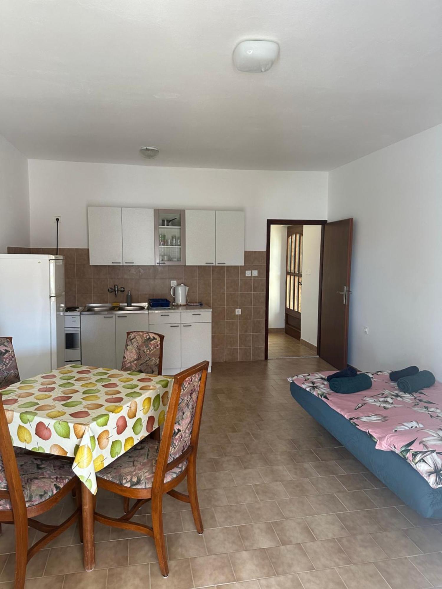 Apartmani Marko Novalja Buitenkant foto
